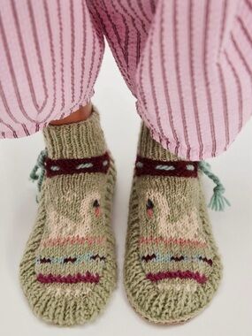 Free People & French Knot 100% wool & leather Frosty Friends Slipper with Swan